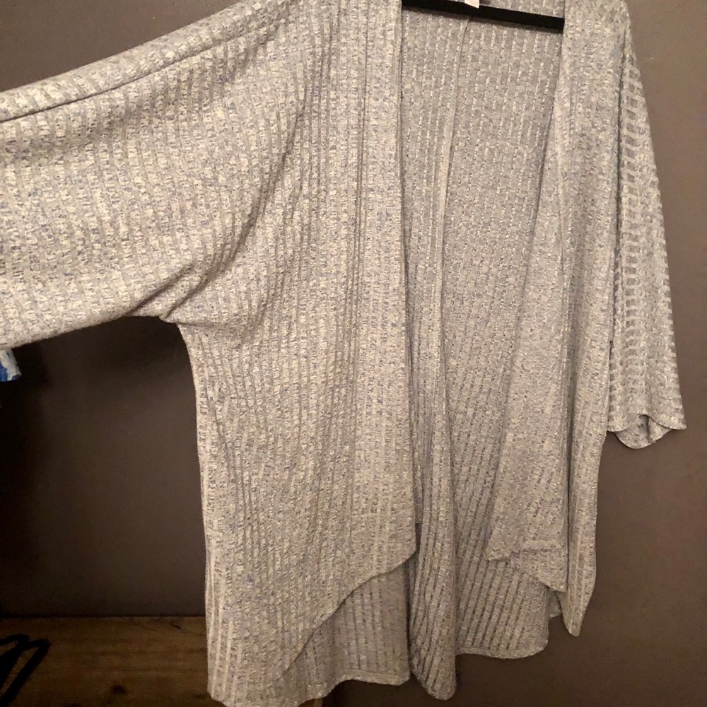 LulaRoe Lindsay Kimono